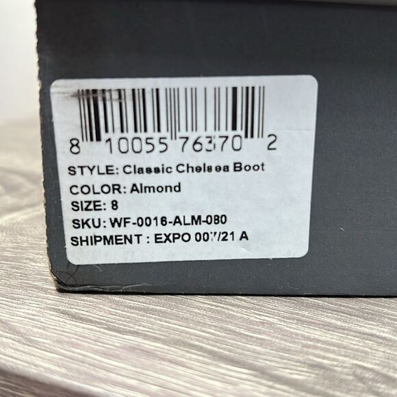 Nisolo Eva Everyday Chelsea Boots Shoes - Picture 10 of 10